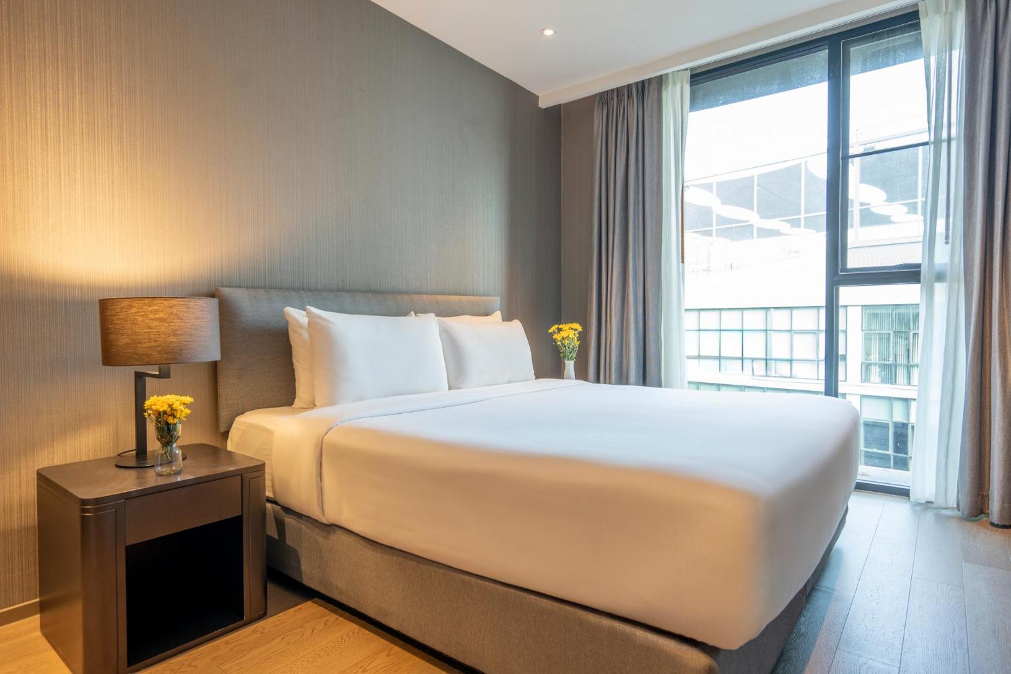 Walton Suites Sukhumvit Банкок Екстериор снимка