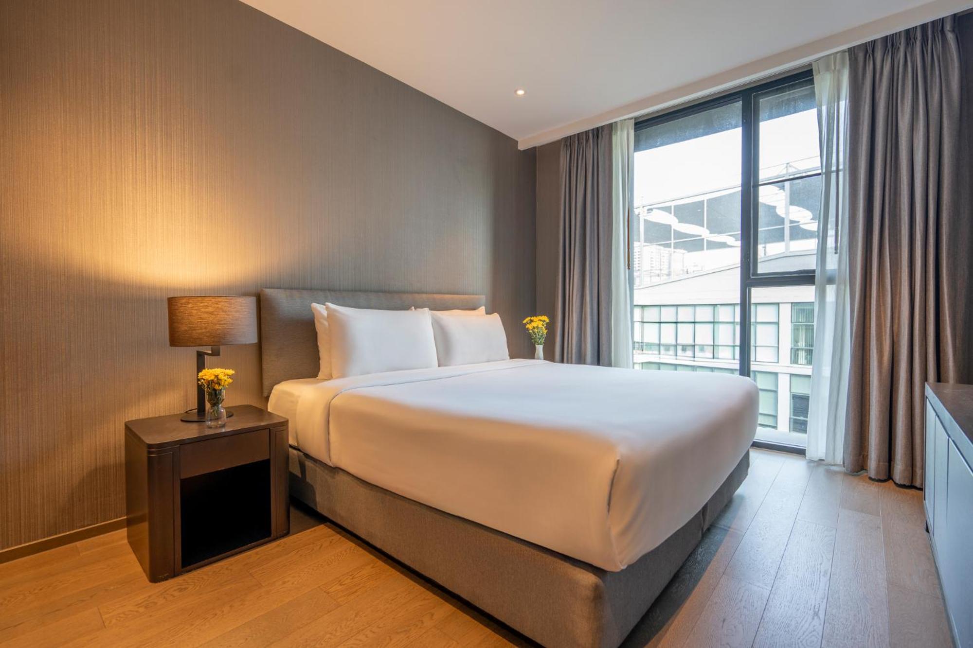 Walton Suites Sukhumvit Банкок Стая снимка