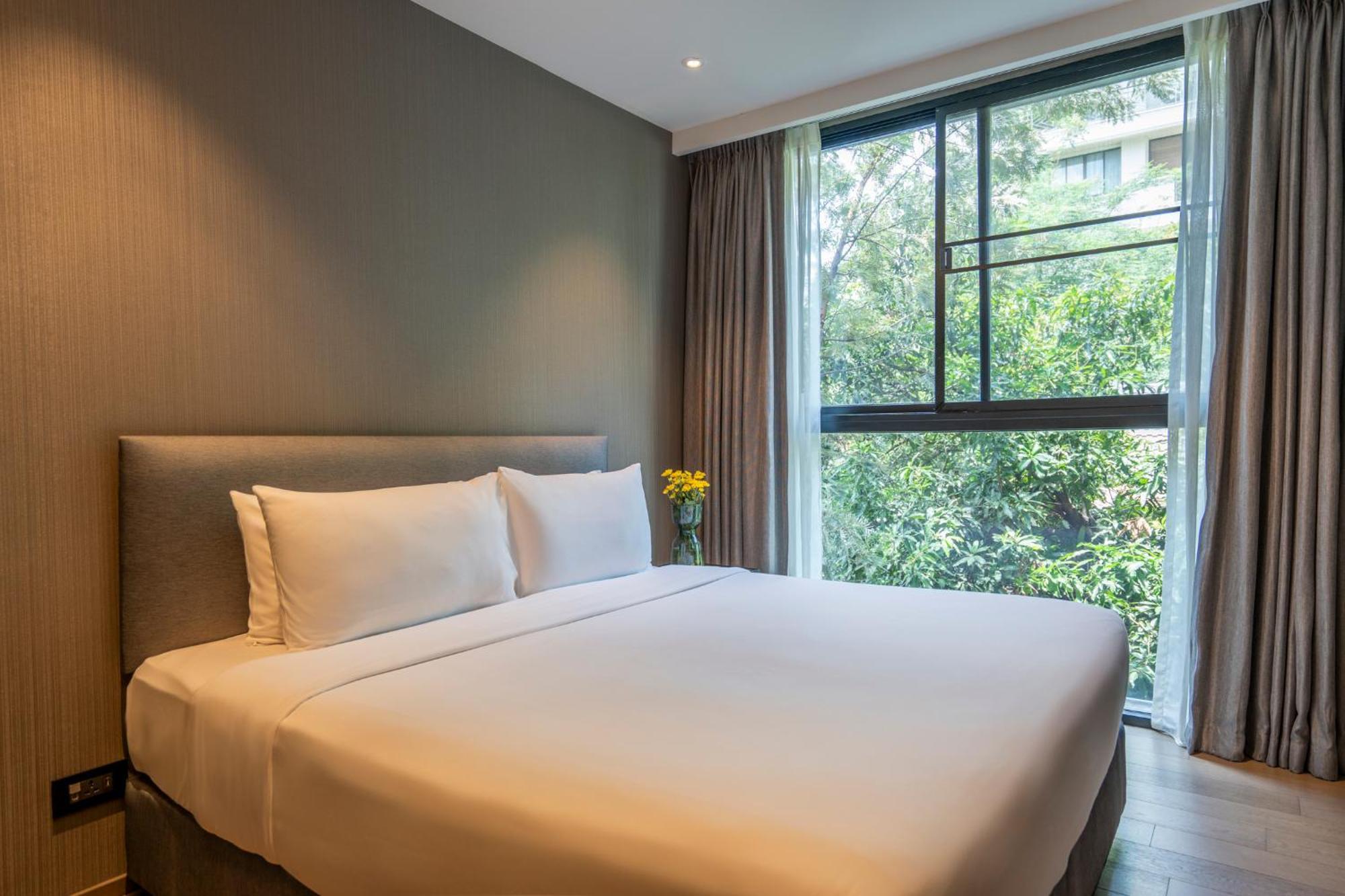 Walton Suites Sukhumvit Банкок Екстериор снимка